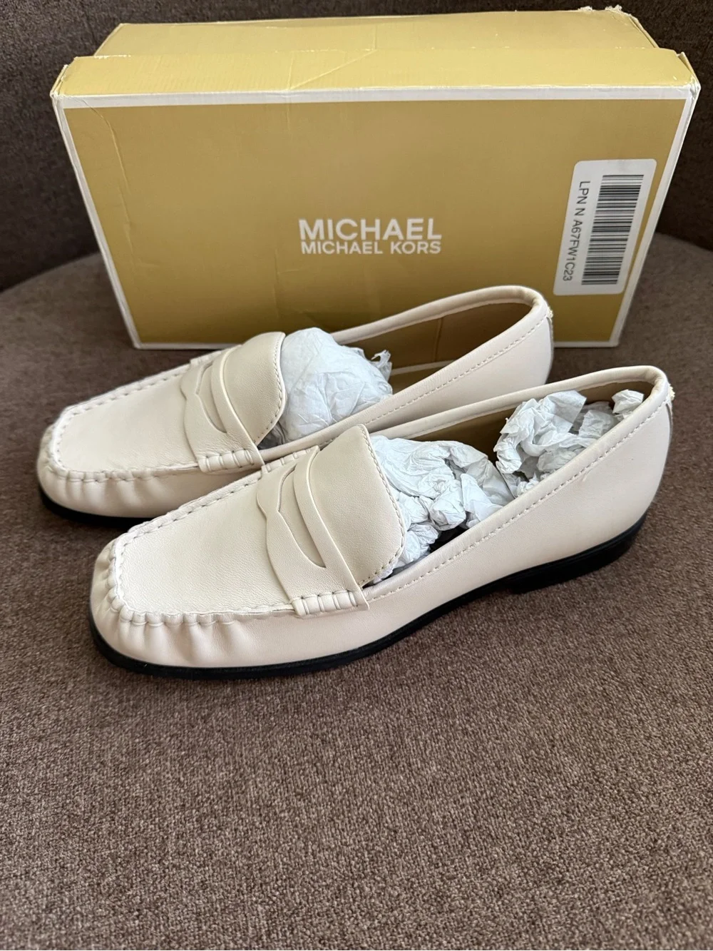 Michael Kors Cream and White Leather Slip-On Loafers